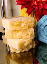 Load image into Gallery viewer, Cashmere Glow Bath Soap