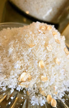 Load image into Gallery viewer, Oatmeal Coconut Milk Bath Salts